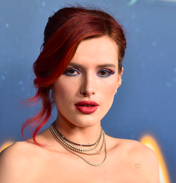 Ingin Tampil Hits di Akhir Tahun? Coba Warna Rambut Ini
