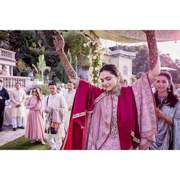 Baru Menikah, 12 Potret Deepika Padukone-Ranveer Singh Curi Perhatian