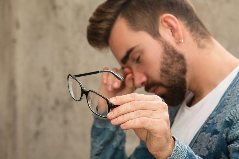 Bukan Mengintip, Ternyata Ini Lho 5 Penyebab Mata Bintitan Tiba-tiba
