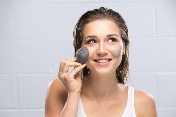 Konjac Sponge, Si Pengganti Scrubs dengan Banyak Manfaat