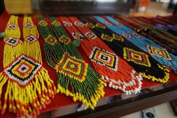 Kaya Seni, 8 Cendera Mata asal Sulawesi Selatan Ini Wajib Diborong