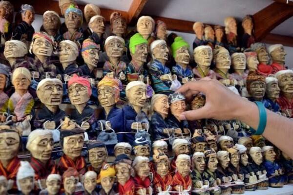 Kaya Seni, 8 Cendera Mata asal Sulawesi Selatan Ini Wajib Diborong