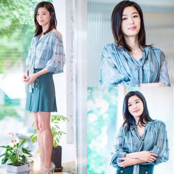 Suka Gaya Feminin? 10 Outfits Jun Ji Hyun Ini Bisa Jadi Inspirasi Chic
