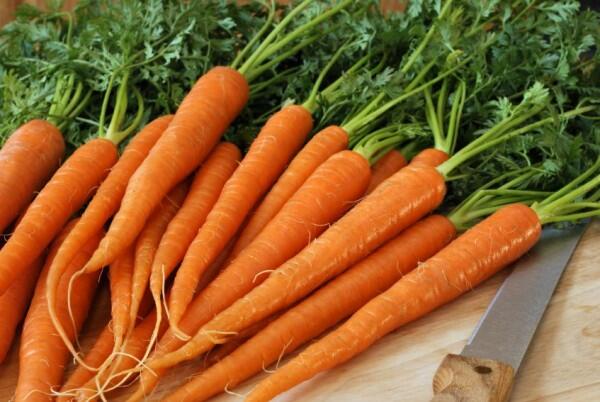 Buat Wajahmu Jadi Glowing Sepanjang Hari dengan 6 Makanan Ini, Girls!