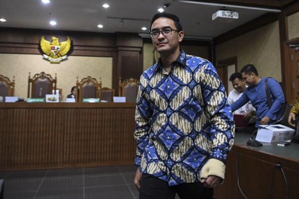 Akui Terima Suap, Zumi Zola Minta Maaf Kepada Keluarga