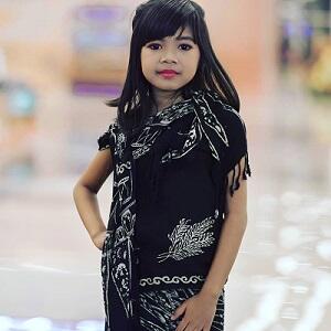 Akeyla Naraya, Designer Cilik Indonesia Ini Sudah Mendunia Looh!