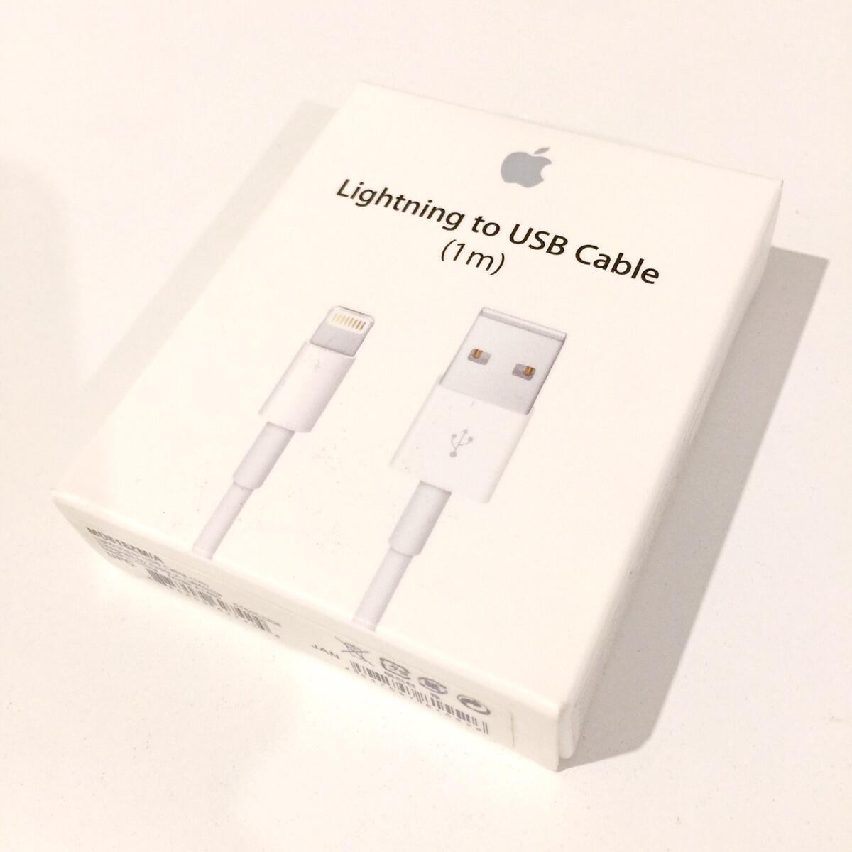 Apple lightning usb белый