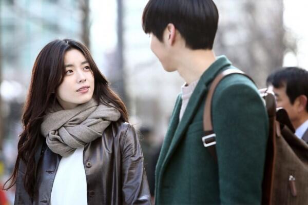 5 Alasan Kamu Harus Nonton Film Korea 'The Beauty Inside'