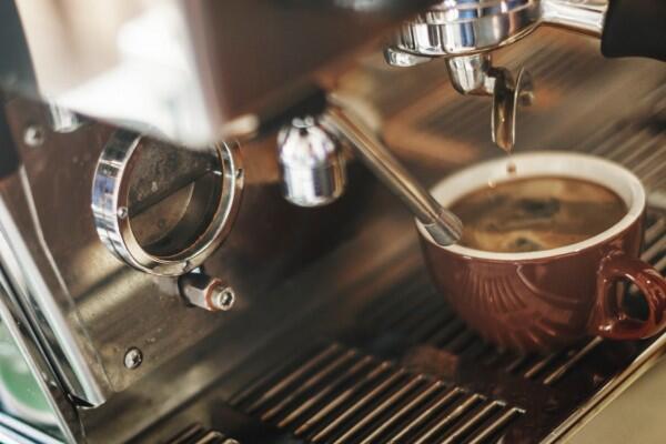 Sering Mulas Setelah Minum Kopi? Bisa Jadi Inilah Penyebabnya, Guys!