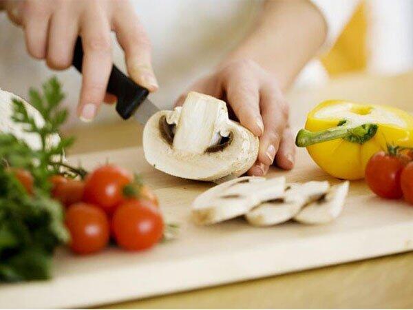 Aduh, 7 Kesalahan Ini Sering Kita Lakukan Saat Masak Sayur!