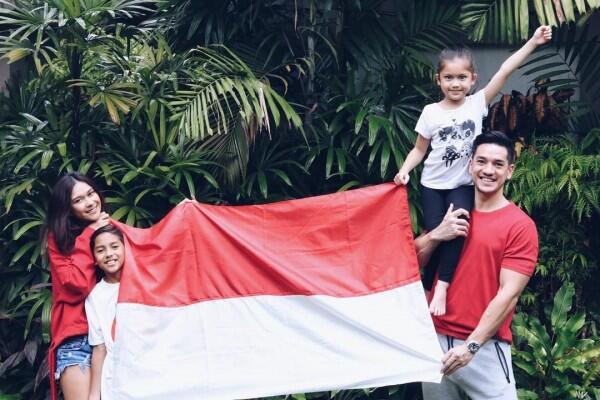 Romantisme Pasangan Selebriti yang Tinggal di Bali, Piknik Tiap Hari!