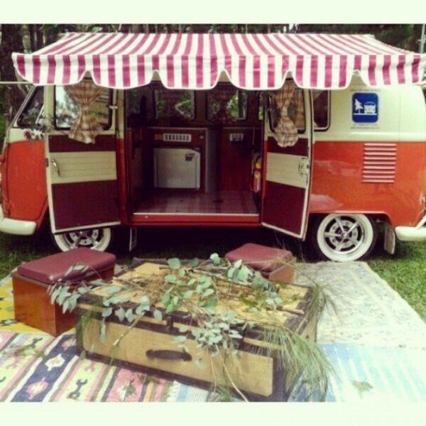 10 Ide Dekorasi Photobooth untuk Hari Pernikahanmu, Pasti Gak Terlupa!