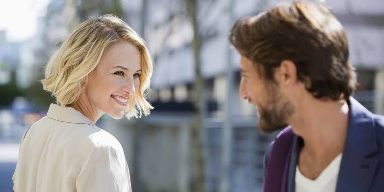 Lakukan 4 Hal ini Jika Pasanganmu Melakukan Flirting!