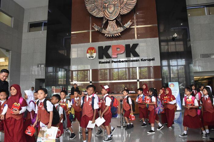 Upaya KPK menekan jumlah politisi korupsi