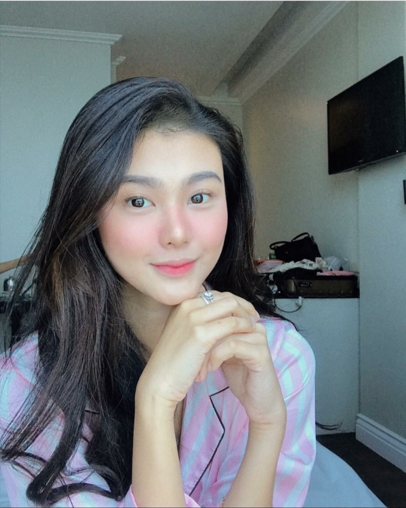 Mas Asri dan Mbak Fatma Asyik Maksiat di Rumah