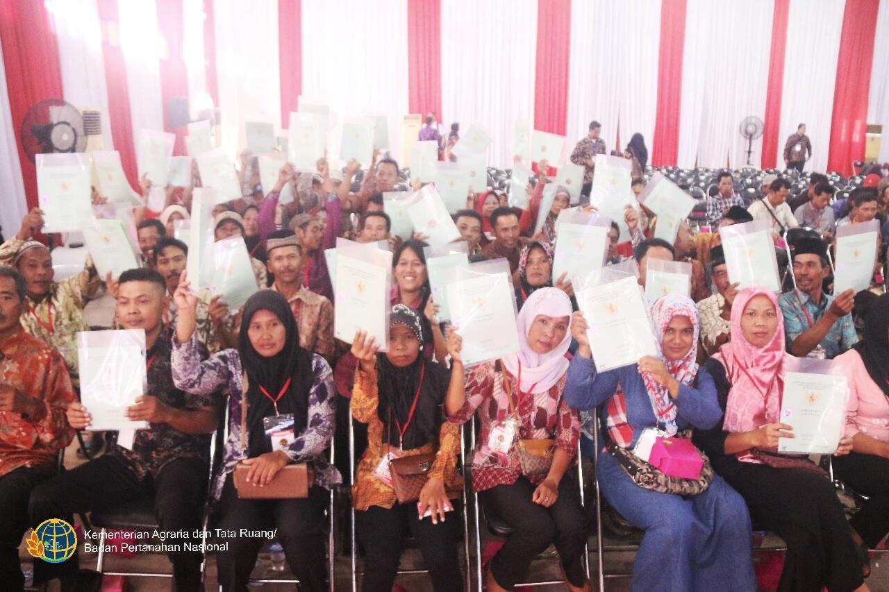 Pemberdayaan Masyarakat Melalui Sertifikat Tanah