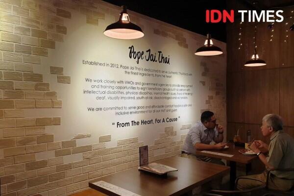 7 Tools di Resto Pope Jai Thai, Simple Tapi Membantu Pegawai Difabel