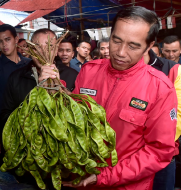 Blusukan ke Pasar Lampung, Jokowi: Tempe Cuma Rp 3.000