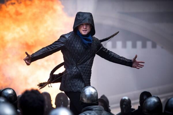 Gagal 'Mencuri' Hati Penonton, 5 Kekurangan Robin Hood (2018)