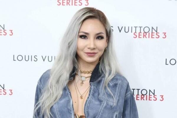 Tidak Hanya Berbakat, 7 Idol Ini Juga Pandai Berbahasa Asing