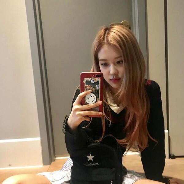 10 Fakta Unik Rose BLACKPINK yang Bikin Kamu Makin Jatuh Hati