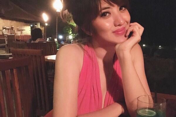 Berdarah Jepang, Ini 10 Potret Mayang Naomi yang Bikin Pangling!