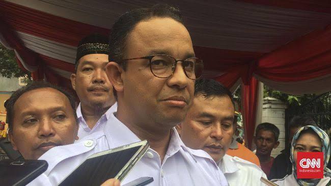 Datang ke Resepsi Baim Wong, Anies Bahas Presiden Jomblo