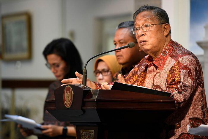 Maju mundur relaksasi investasi untuk asing