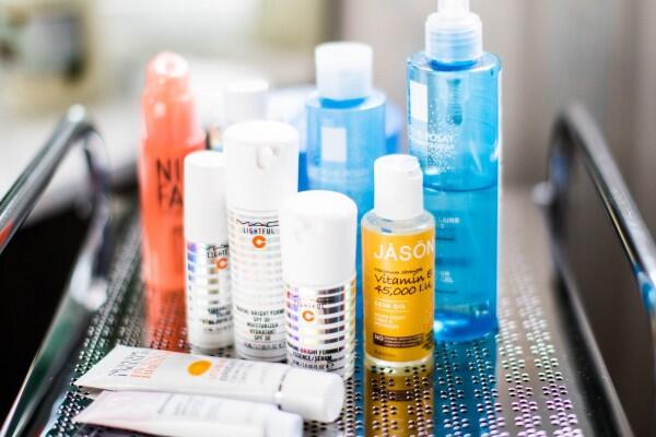 5 Simbol yang Tertera dalam Kosmetik Ini Perlu Kamu Ketahui Artinya!