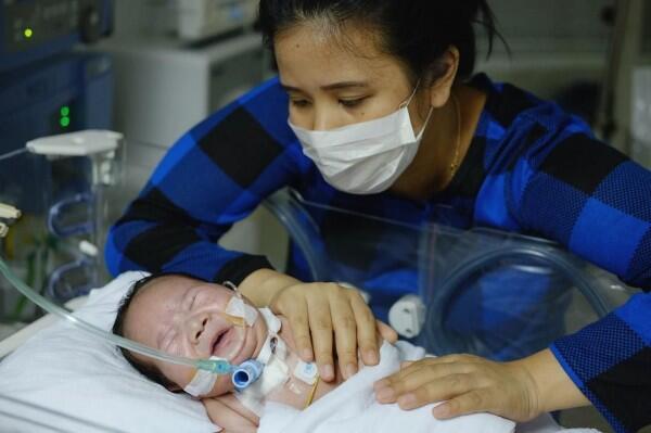 20 Foto Menyentuh Ini Bukti Kasih Sayang Seorang Ibu Begitu Besar