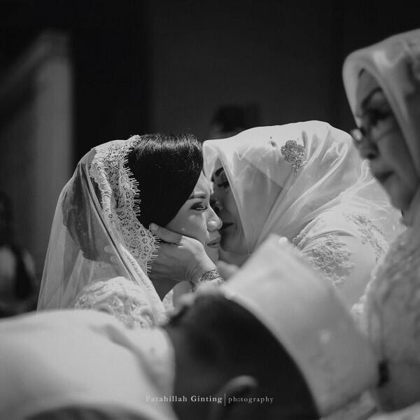20 Foto Menyentuh Ini Bukti Kasih Sayang Seorang Ibu Begitu Besar