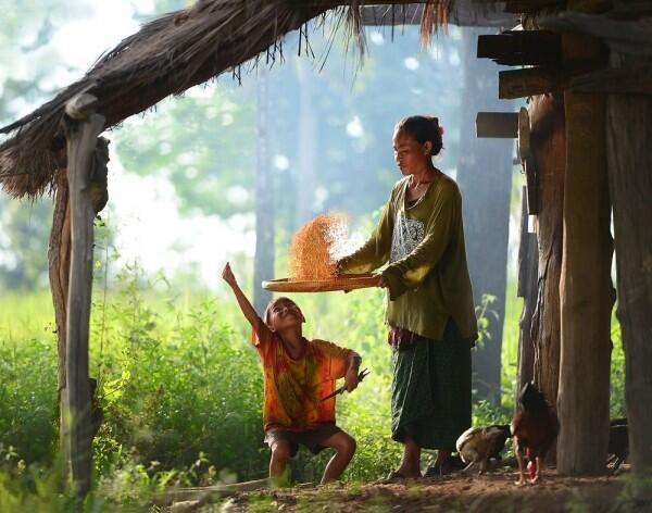20 Foto Menyentuh Ini Bukti Kasih Sayang Seorang Ibu Begitu Besar