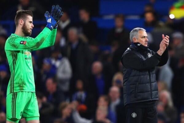 Mourinho Mengklaim Jika Casillas Sosok di Balik Kritik Terhadap De Gea