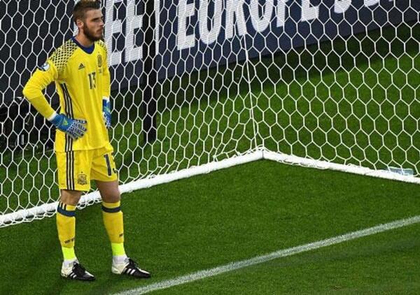 Mourinho Mengklaim Jika Casillas Sosok di Balik Kritik Terhadap De Gea