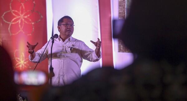 Menkominfo Putuskan Nasib First Media Pekan Depan