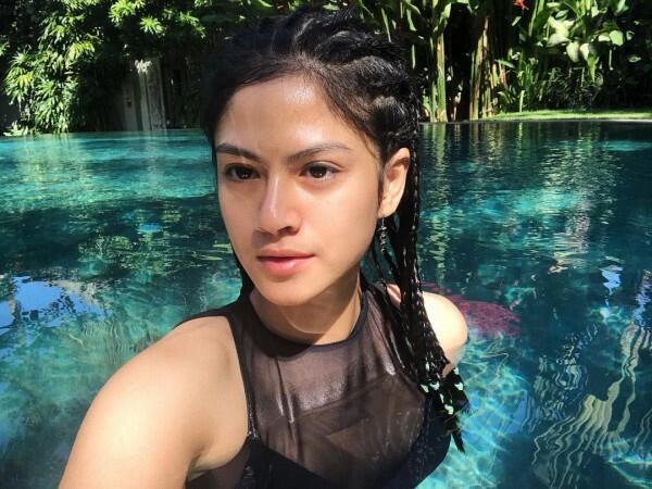 10 Potret Hana Saraswati 'Anak Jalanan' yang Bikin Jatuh Cinta!