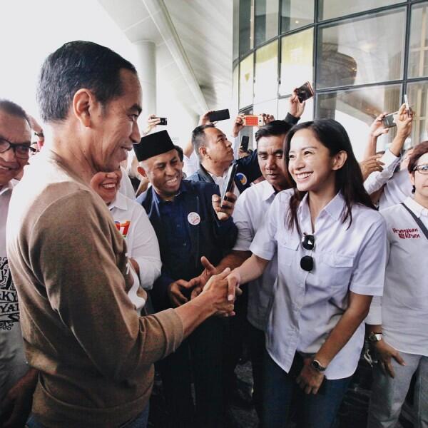 10 Gaya Kirana Larasati jadi Politisi, Bertemu Jokowi hingga Blusukan