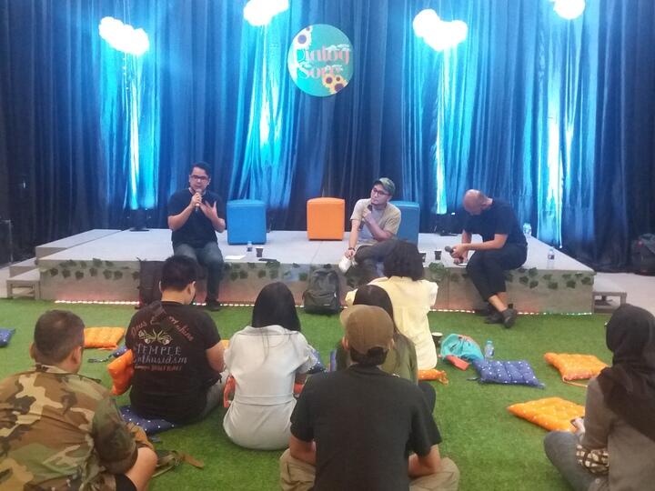 Menikmati Weekend Dengan Suguhan Art, Music, dan Movie di Sore Hore Vol. 1