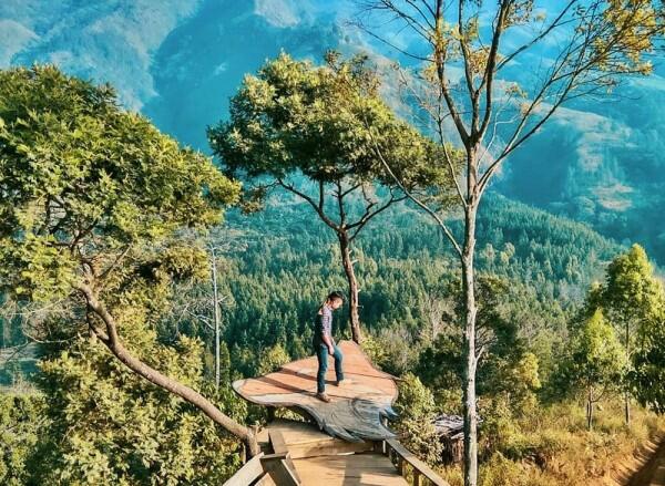 Instagramable Banget! 7 Gardu Pandang dengan View Menawan di Malang