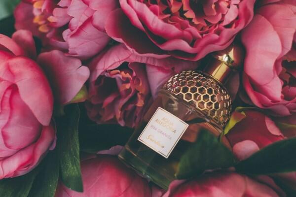 5 Cara Tepat Menyimpan Parfum agar Wanginya Awet dan Tahan Lama