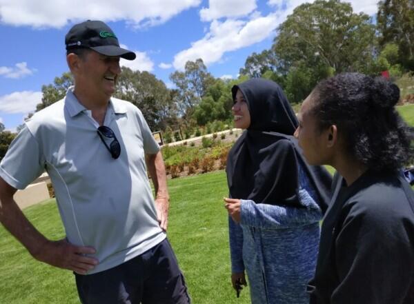 Susah-Senang Tinggal dan Bertukar Kebudayaan Indonesia di Australia