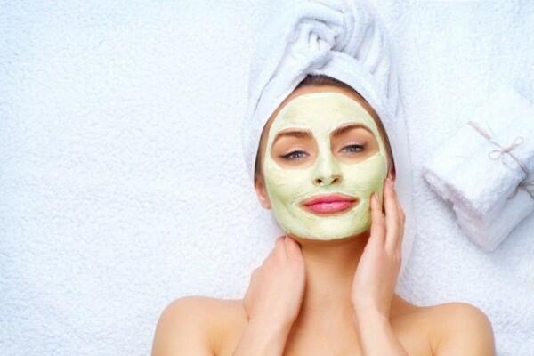 10 Cara Memutihkan Wajah dengan Bahan Alami, Gak Usah Suntik Vitamin C