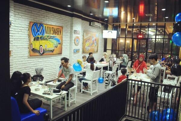 7 Cafe Tempat Nongkrong Asik Buat Mahasiswa di Makassar, Murah & Kece!