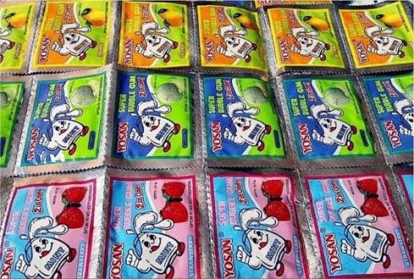 7 Permen Karet Era 90an Ini Bikin Masa Kecilmu Penuh Warna!