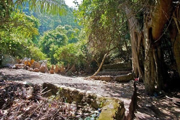 Memiliki Tradisi Pemakaman yang Unik, Ini 5 Fakta Desa Trunyan di Bali