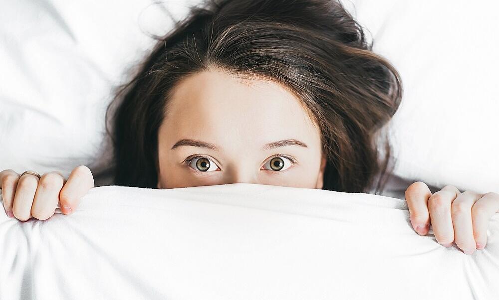 Ini 7 Cara yang Layak Dicoba Kalau Kamu Sering Alami Kesulitan Tidur