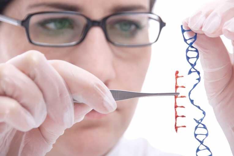 Ilmuwan China Berhasil Buat Bayi Kembar Tahan HIV Lewat Rekayasa Genetik