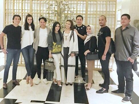 Reino Barack Bilang Luna Maya-Syahrini Nggak Temenan! Faktanya Beda Banget