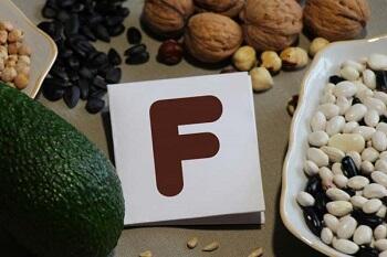 Penuhi 3 Vitamin Ini Untuk Kulit Sehatmu!