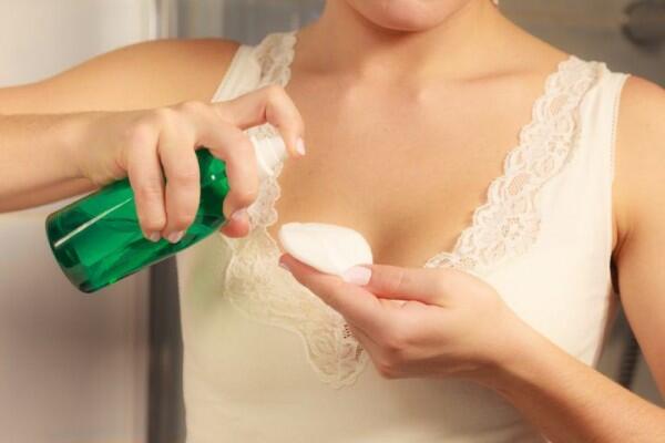Skincare 101: Benzoyl Peroxide vs. Salicylic Acid, Bagusan yang Mana?